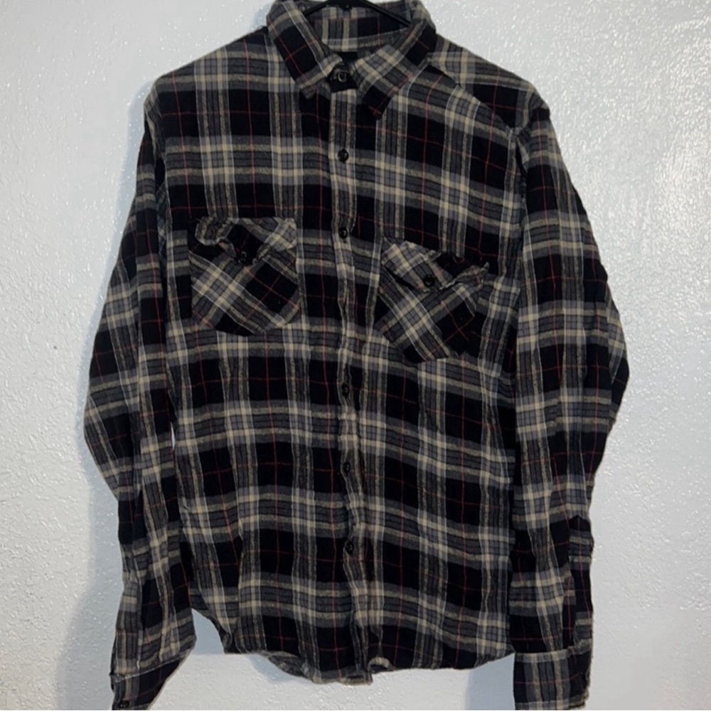 BUTTON UP FLANNEL SHIRT